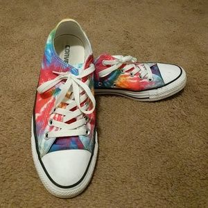 Low top Converse